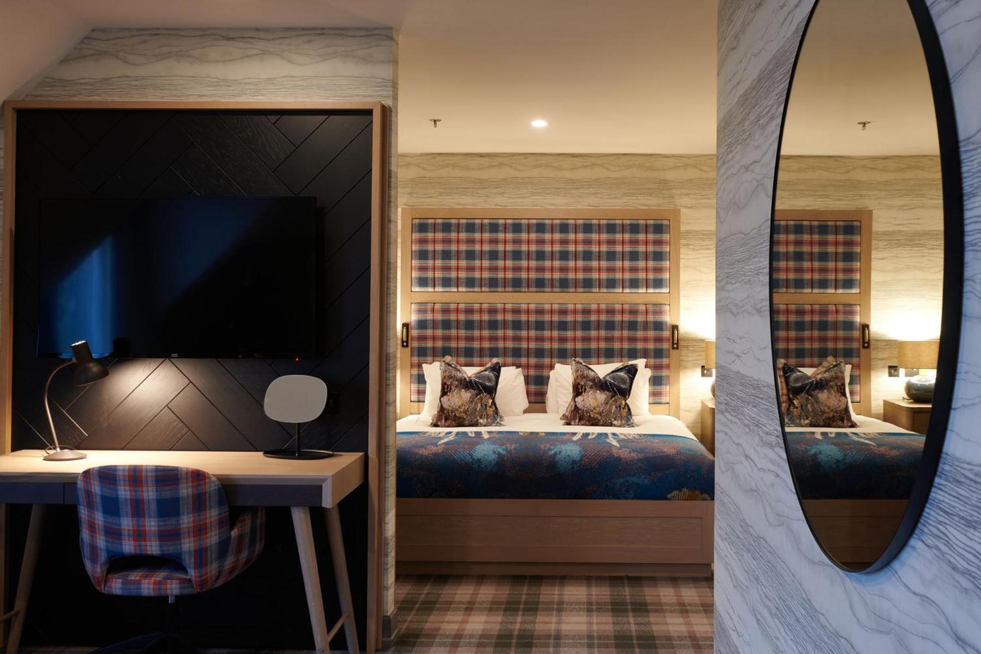 Cameron House On Loch Lomond Alexandria Luaran gambar A bedroom at the hotel
